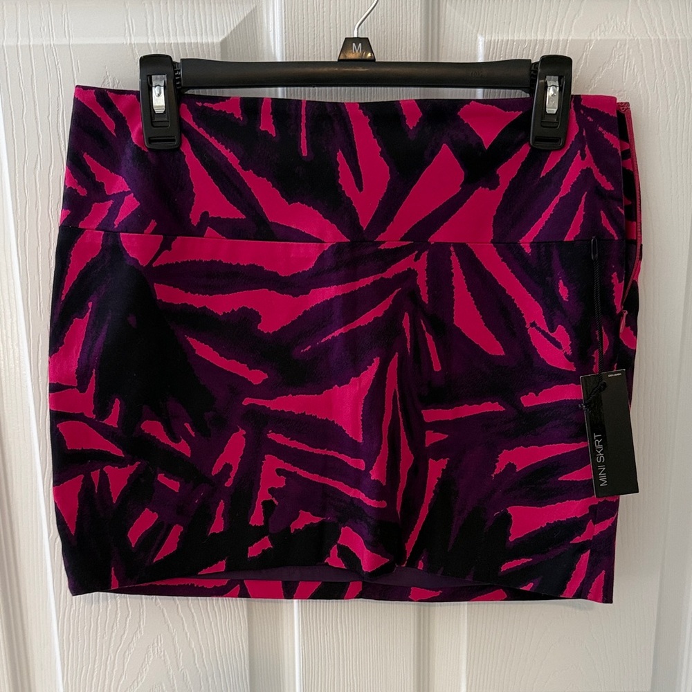 Express mini skirt
